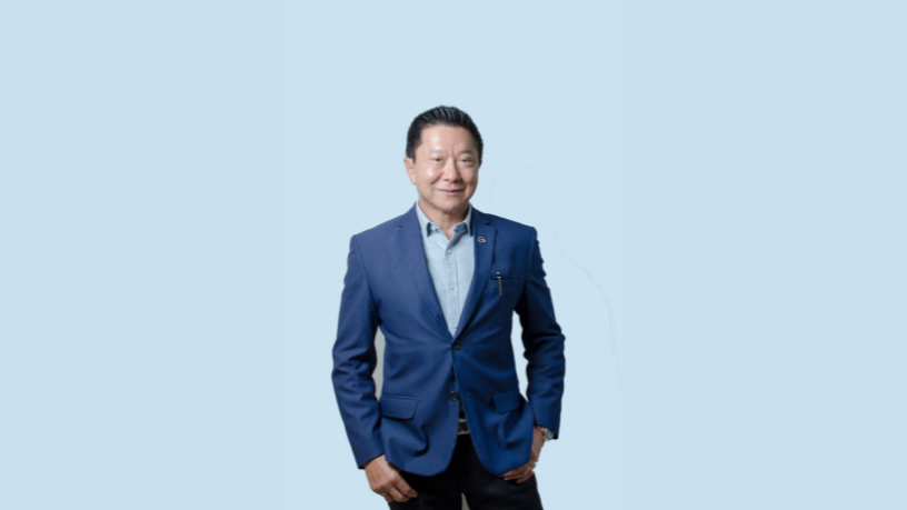 Milton Seigi Hayashi destaca a importância da transparência para orientar pacientes antes de uma cirurgia plástica.