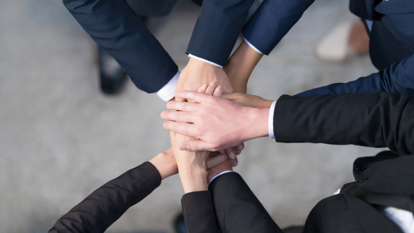 A atuação do Sindnapi - Sindicato Nacional dos Aposentados, Pensionistas e Idosos evidencia como transparência e confiança são pilares essenciais para o fortalecimento das relações entre sindicatos e sociedade.