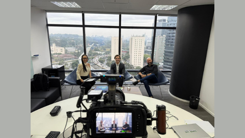 Entre tecnologia e cuidado contínuo, Ian dos Anjos Cunha aborda a relação entre telemedicina e atenção primária e seus resultados no dia a dia clínico.