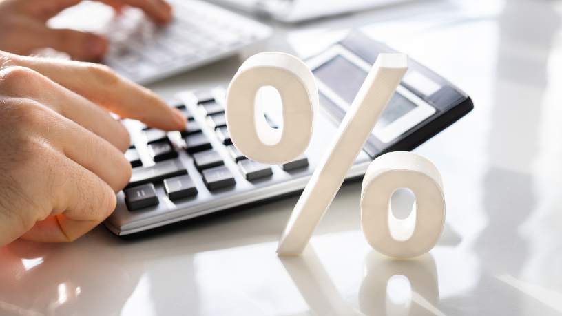 Fluxo de caixa e capital de giro são analisados por Victor Boris Santos Maciel para mostrar como crescer com controle financeiro e evitar que o negócio quebre no caminho.